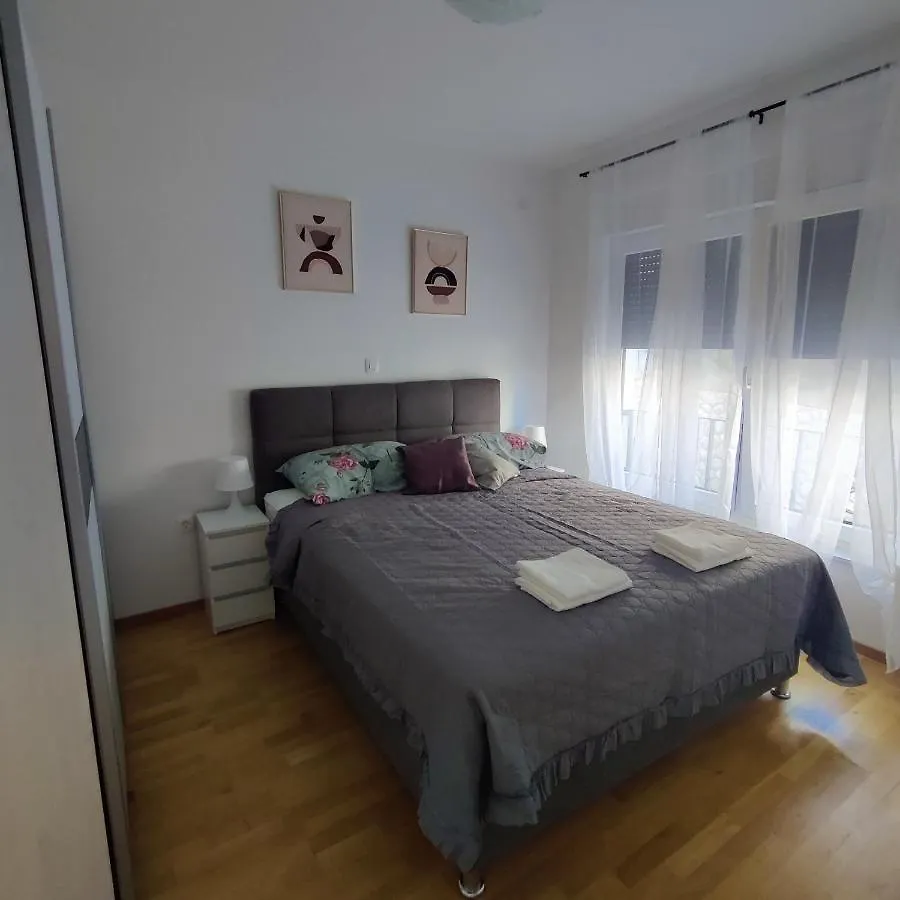 App Emily Apartment Dramalj